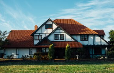 Nature-Friendly Family Houses